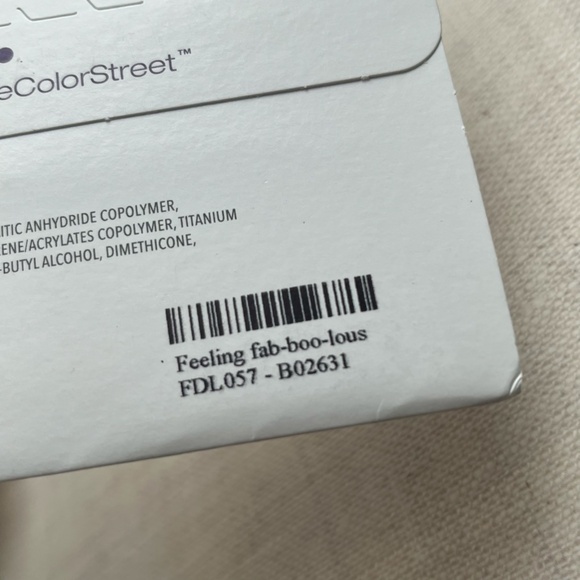 Feeling Fab-boo-lous 💅✨ Color STREET - Sealed Long Lasting Nail Polish Strips - Picture 8 of 9